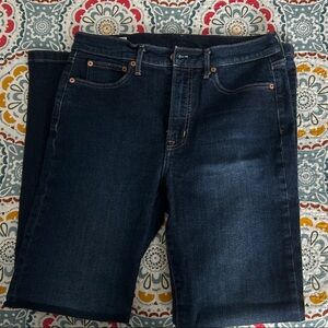 GAP Women's Dark Indigo Straight Leg Jeans